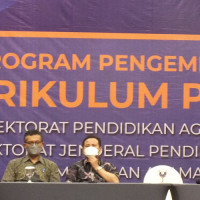 Guru PAI Menjadi Tolok Ukur Akhlak Siswa