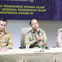 Program Visiting Teacher Sebagai Pengembangan Mutu PAI di Daerah Perbatasan